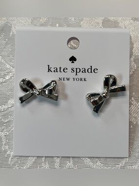 Kate Spade Silver Bow Earrings NWT